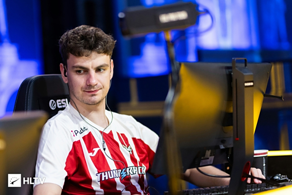 队带来更广 队带来更广