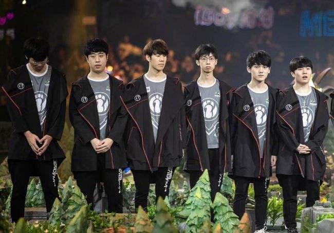 d的风吹草 d的风吹草